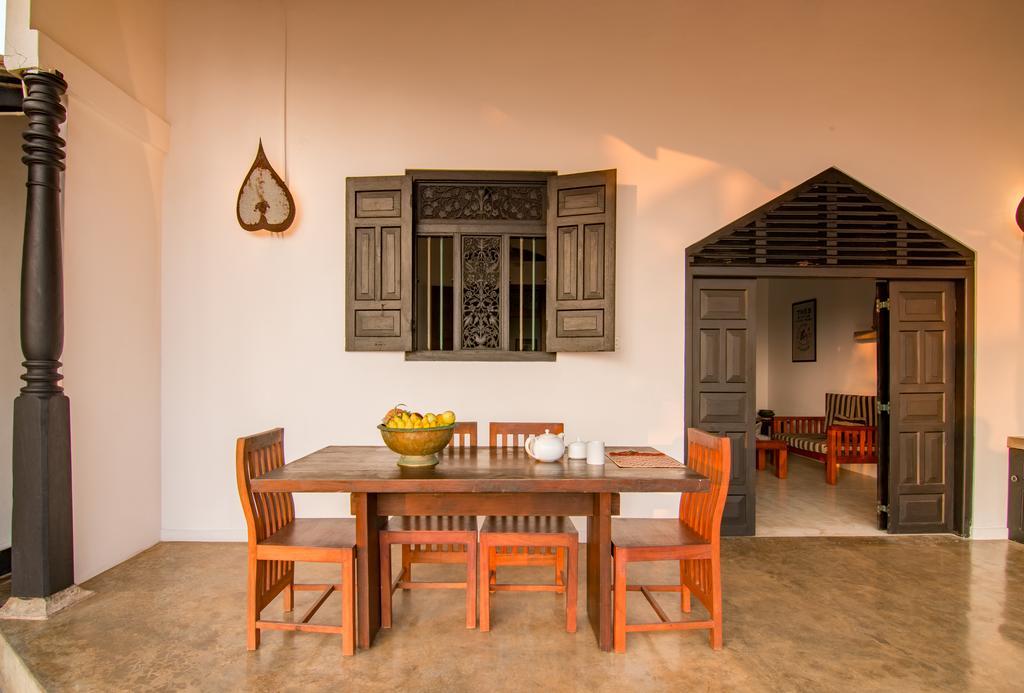 Blue Parrot Beach Villa Ambalangoda  Kültér fotó